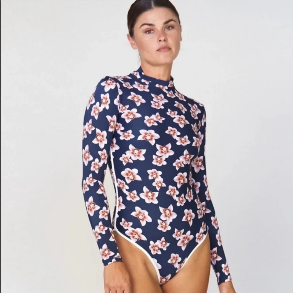 New acacia swimwear ehukai isle piped rashguard fullpiece surfsuit XL orchid nwt - Picture 4 of 16